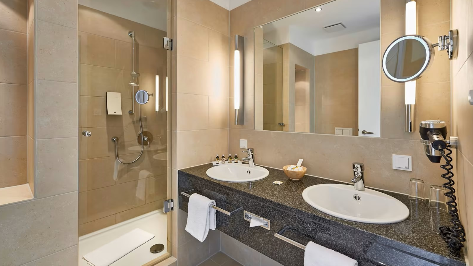 Hotel Elbresidenz an der Therme