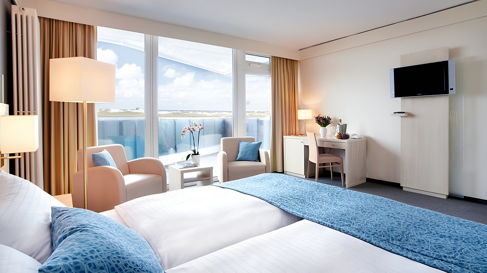 ambassador hotel & spa