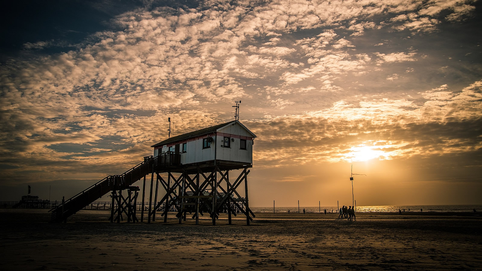 ambassador hotel & spa