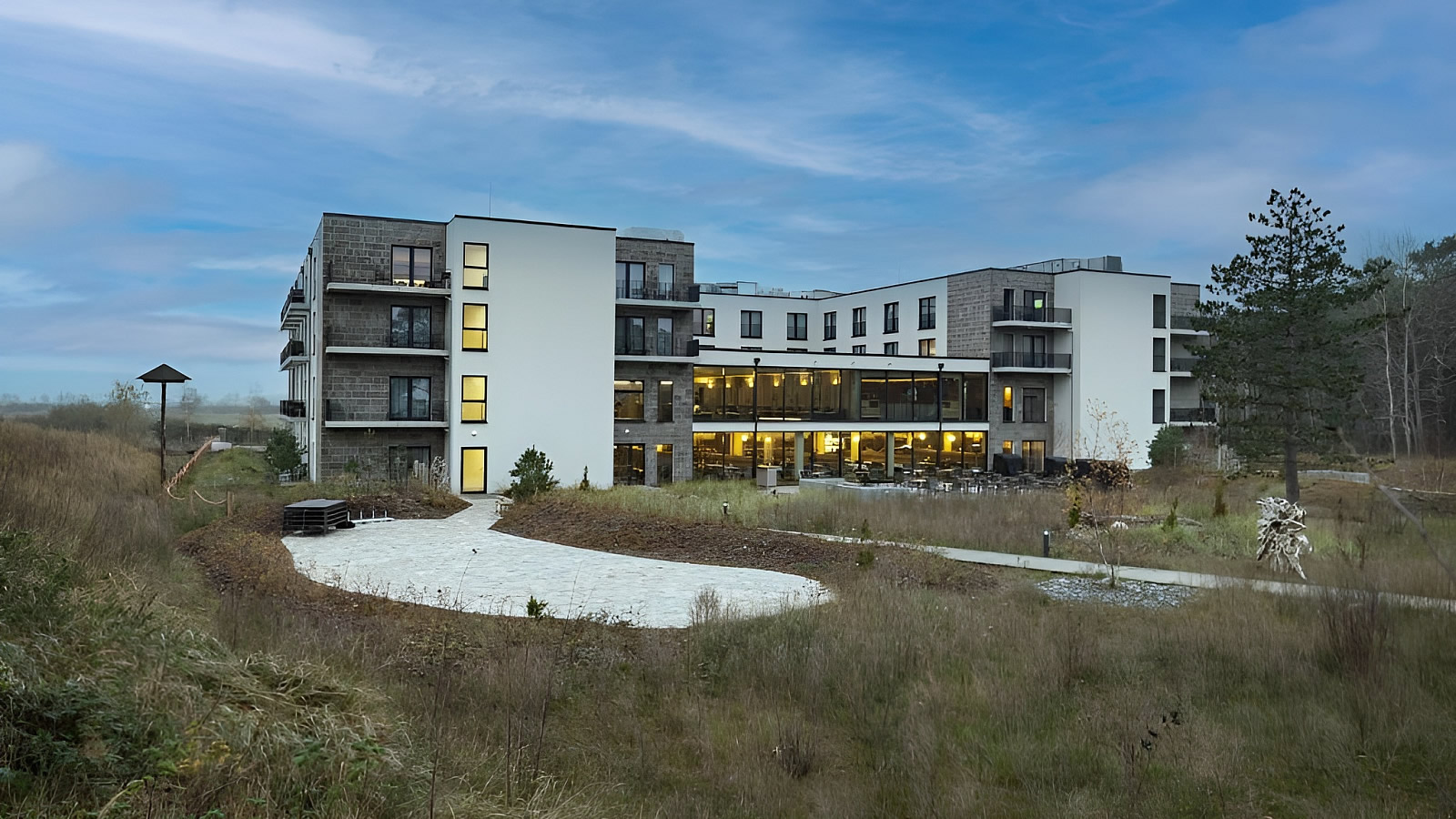 Santé Royale Resort