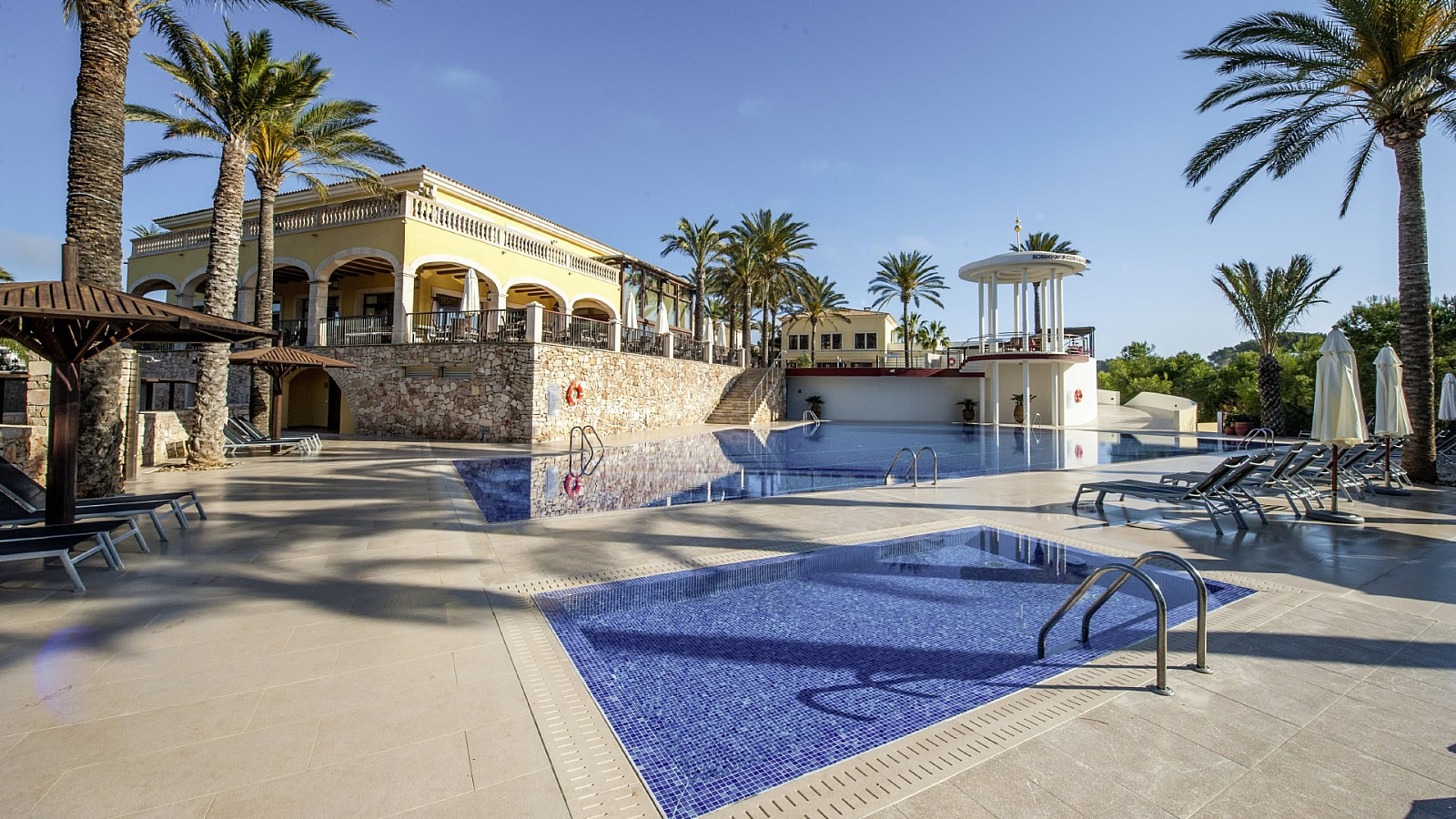 ROBINSON Cala Serena