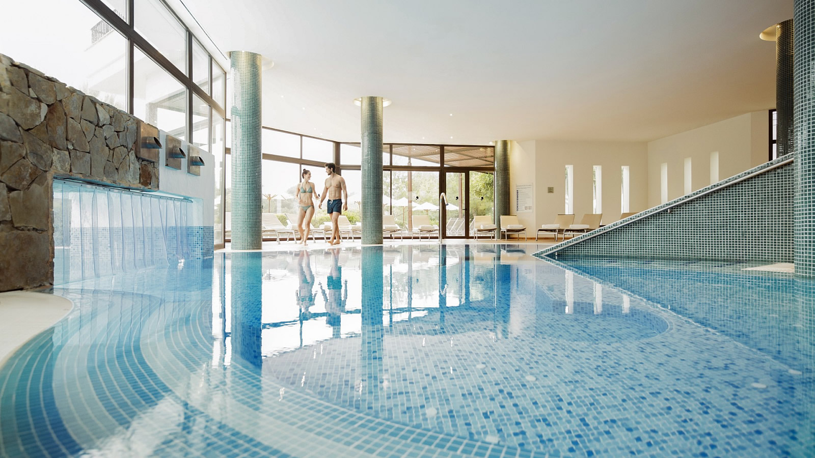 ROBINSON Cala Serena