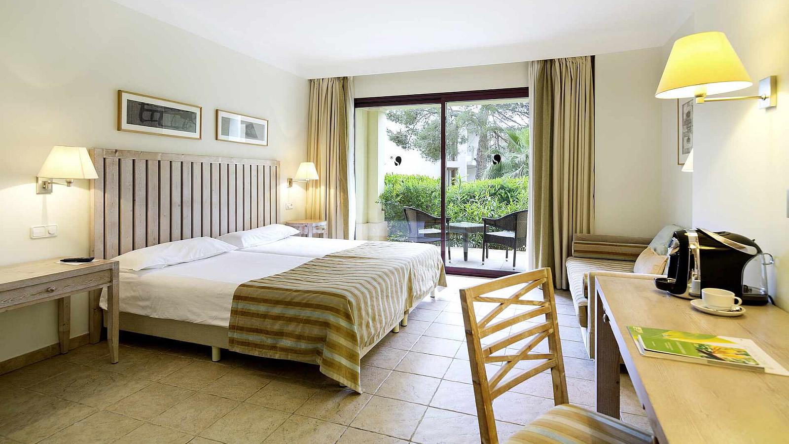 ROBINSON Cala Serena